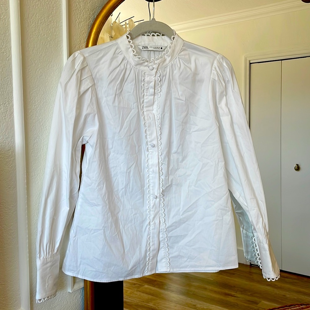 Zara White Button down shirt